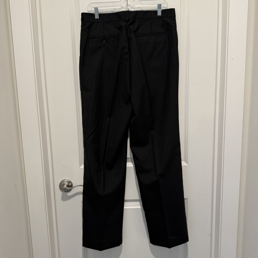 TOWNCRAFT MENS CHARCOAL GRAY PINSTRIPE 2 PIECE SUIT SIZE: 46 PANTS‎ 34x32
